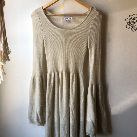 Womens Flowy Venus Light Sheer Dress Sleeves Long Small Cream - Picture 6 of 8